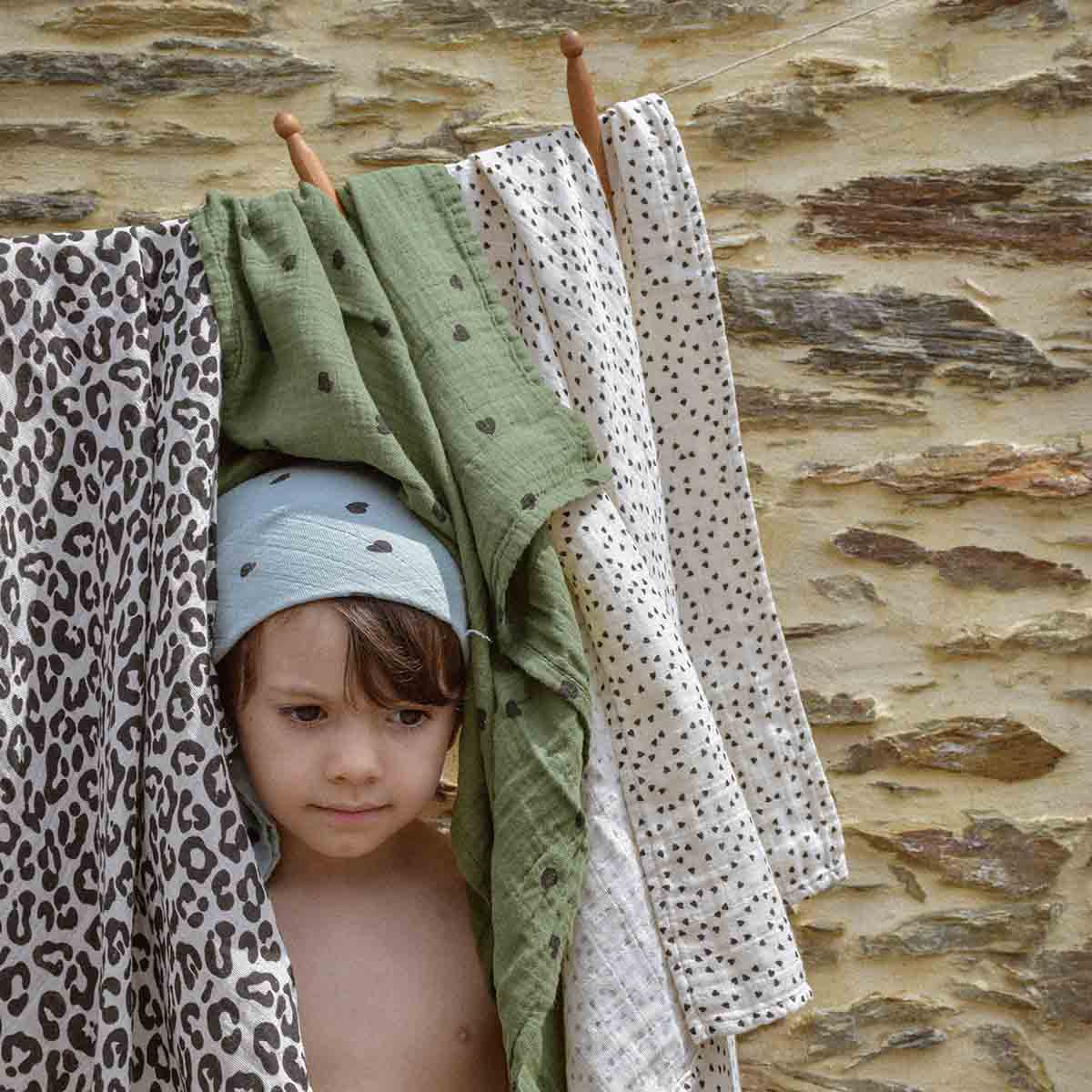 Musselin Halstuch Kinder - Grün mit Herz