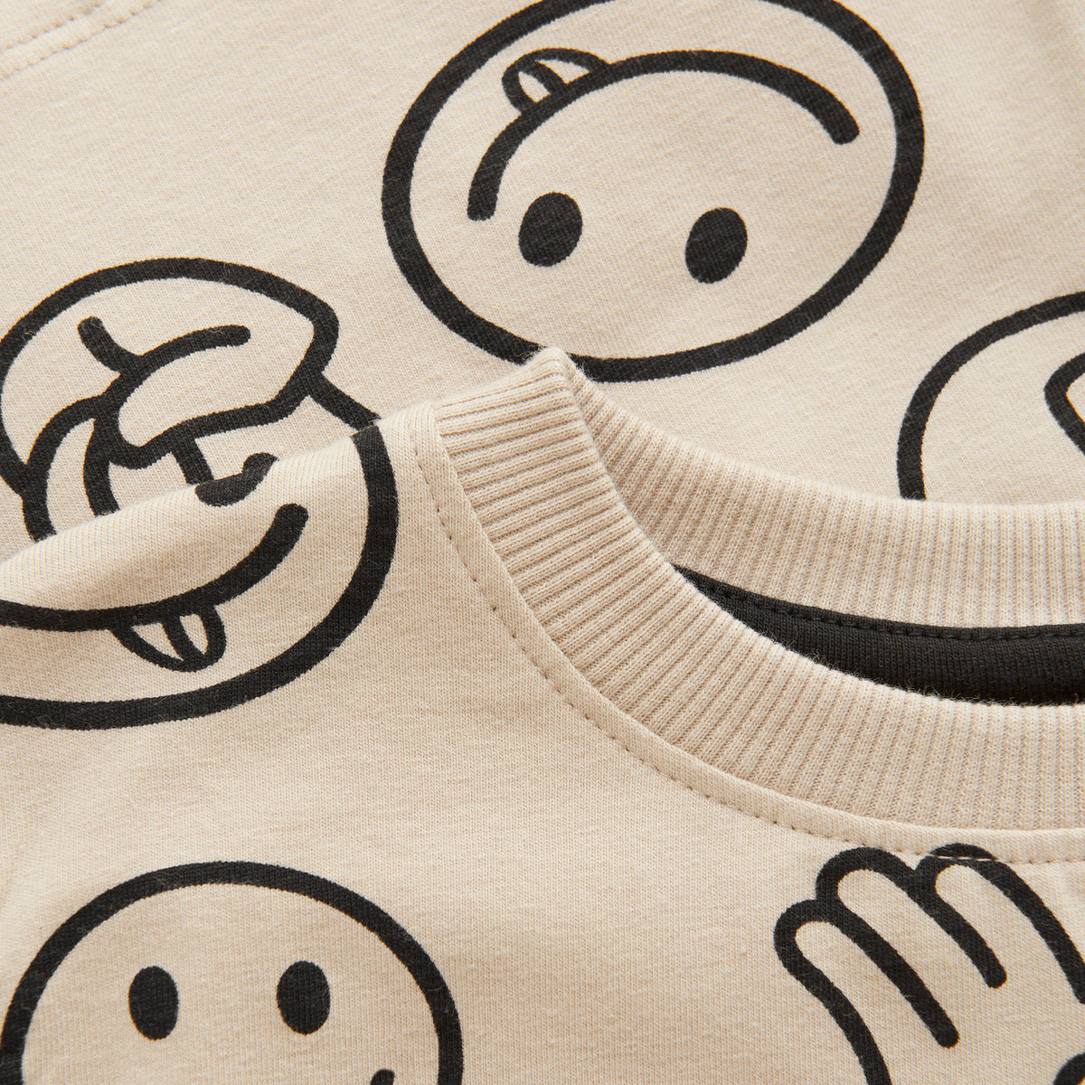 T-Shirt mit Smiley &amp; Peace