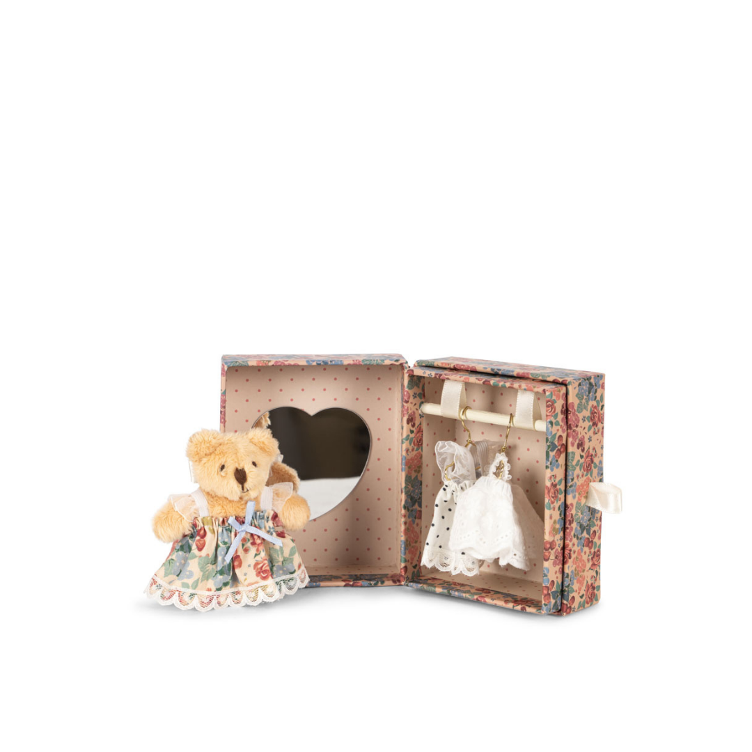 Tinny Teddy Dress Up