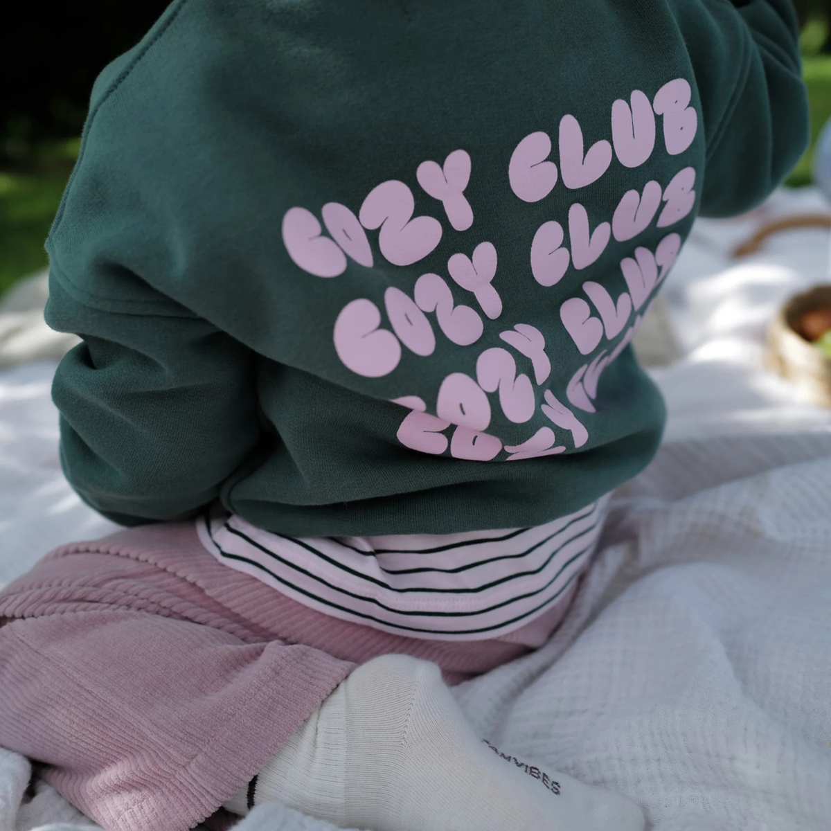 Sweater Cozy Club
