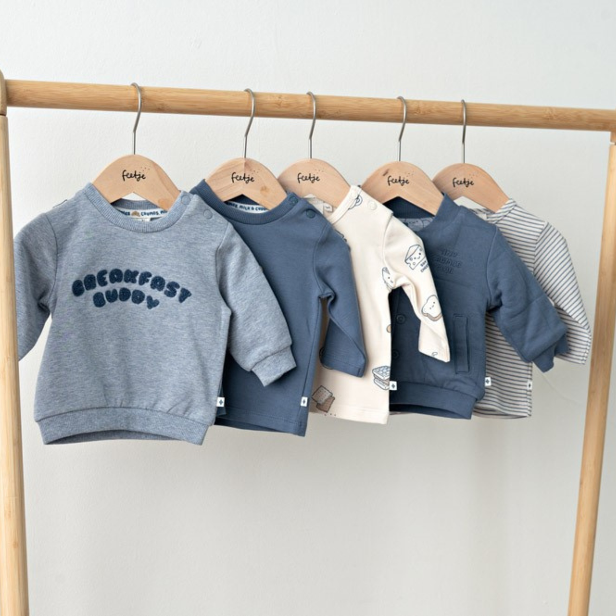 Sweater Breakfast Buddy -  blau
