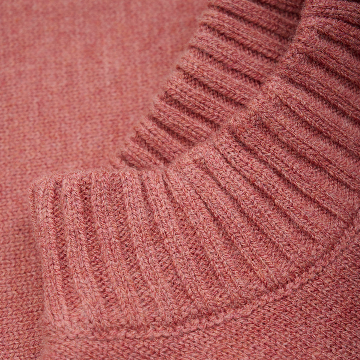 Halswärmer aus Merinowolle  - Rosa