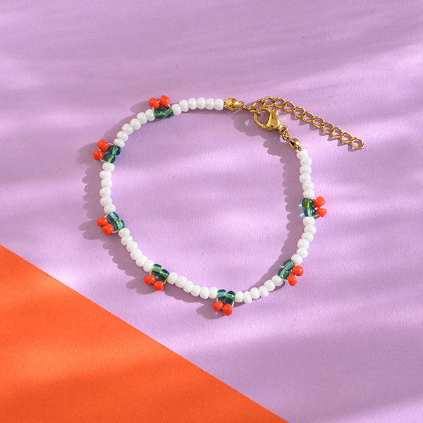 Perlenarmband Kirschen für Mamas mit Karabinerverschluss, Säckchen hellgrün/natur und Stickerei Mama