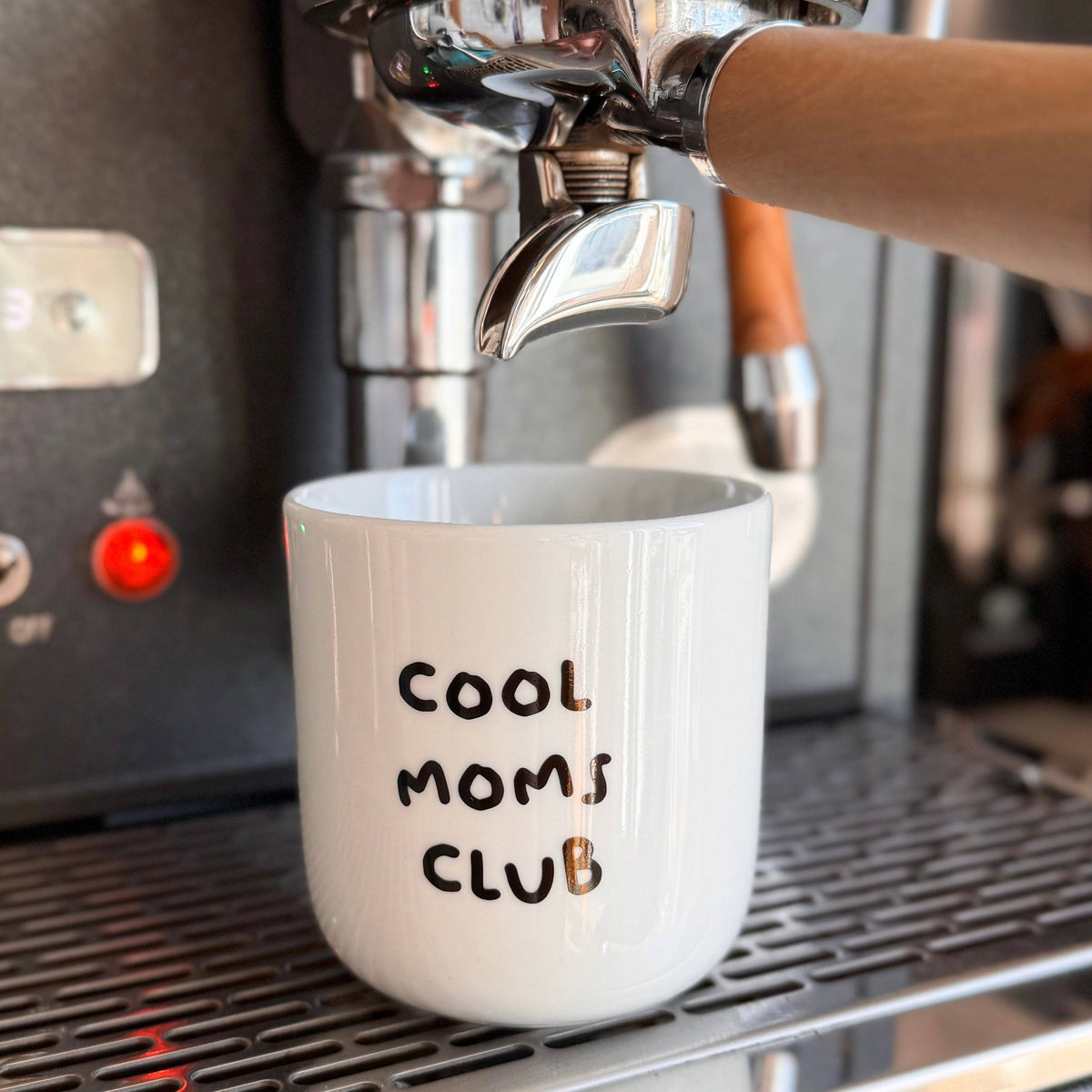 Becher Cool Moms Club