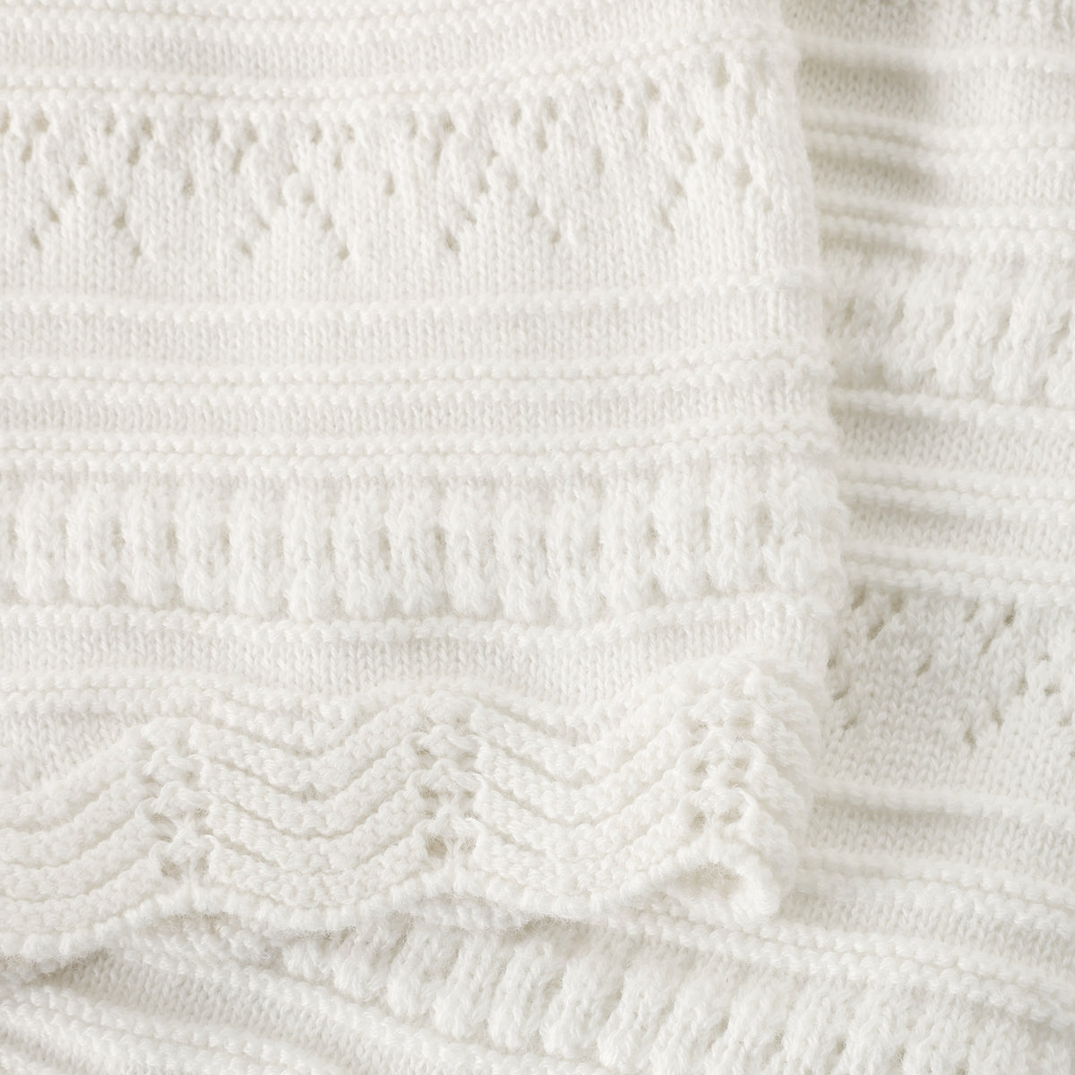 Sommershorts für Babys mit Spitze