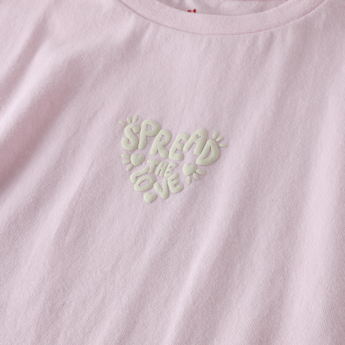 T-Shirt - Spread the Love