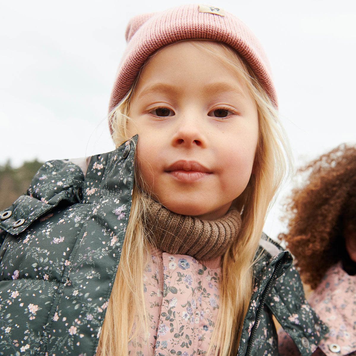 Beanie Omalas- Rose