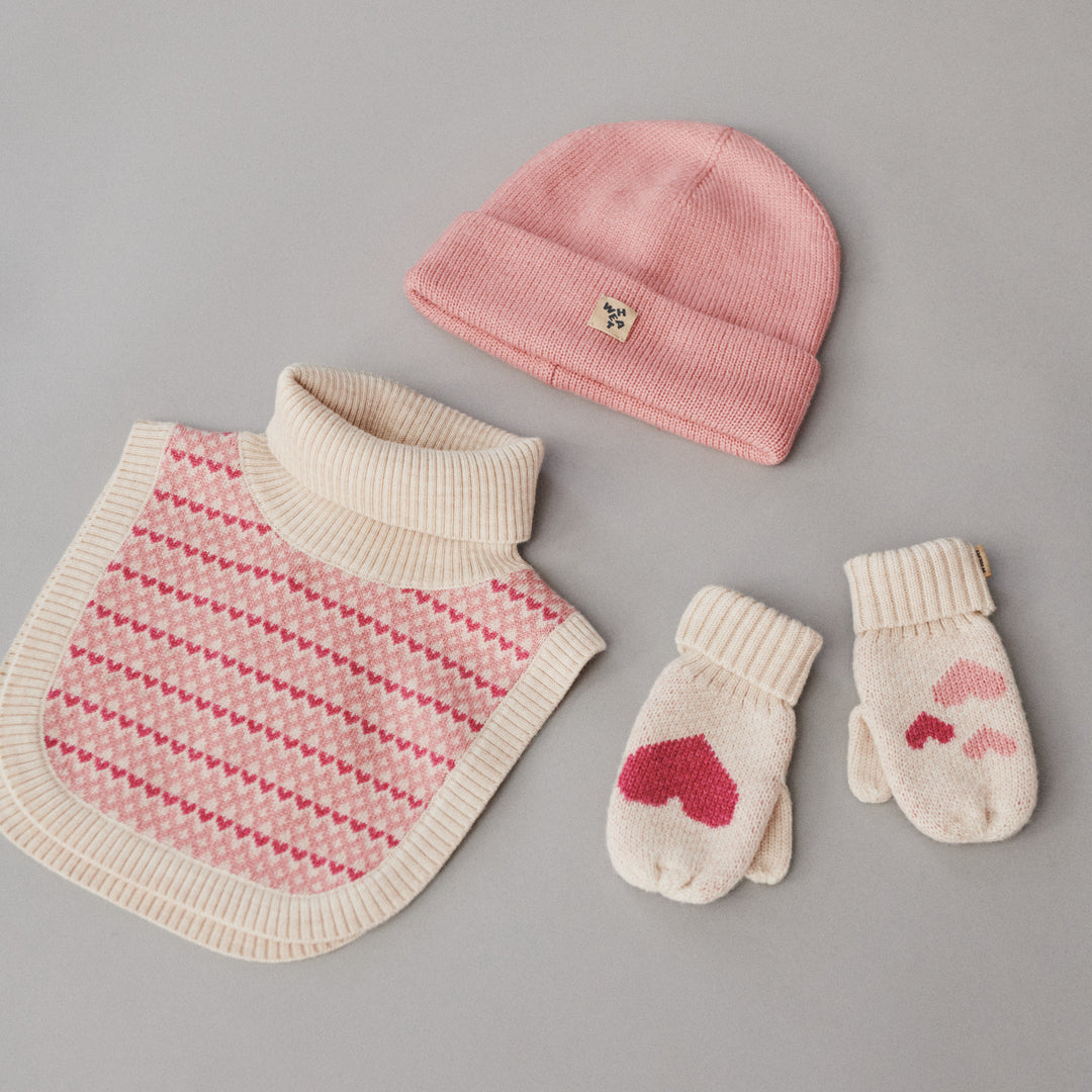 Beanie Omalas- Rose