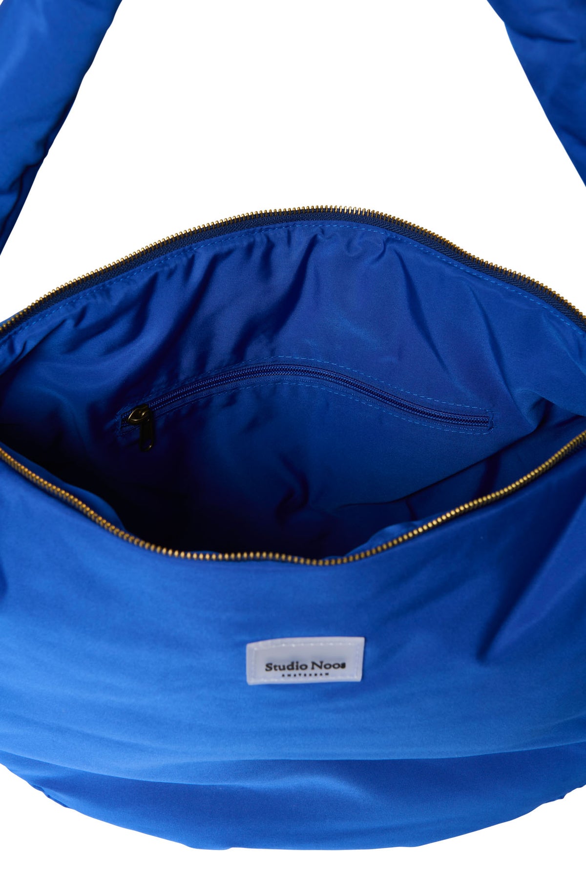 Puﬀy Cross Body Bag - Blau