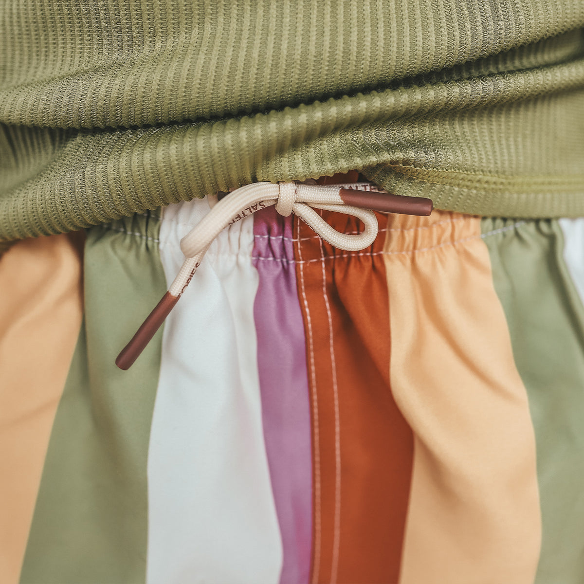 Gestreifte Swimshorts - Farbig