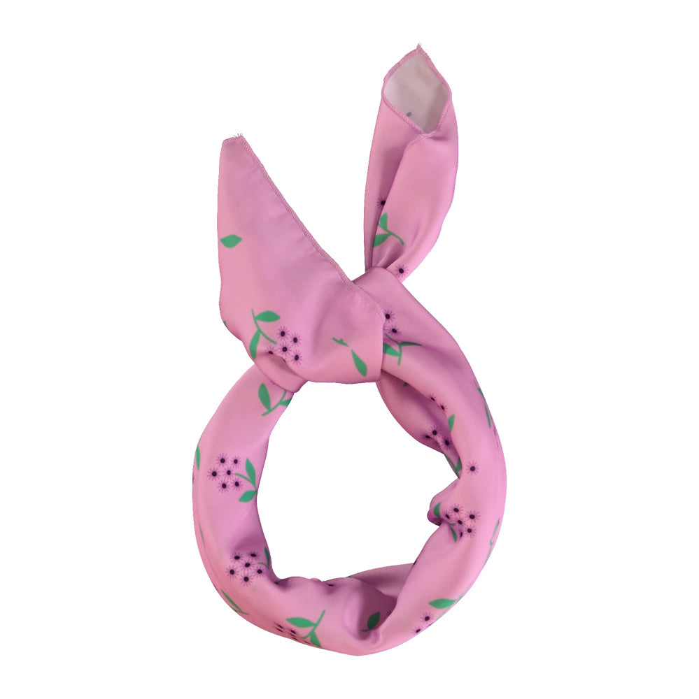 Silky bandana/scarf | Pink w/ ﬂowers allover