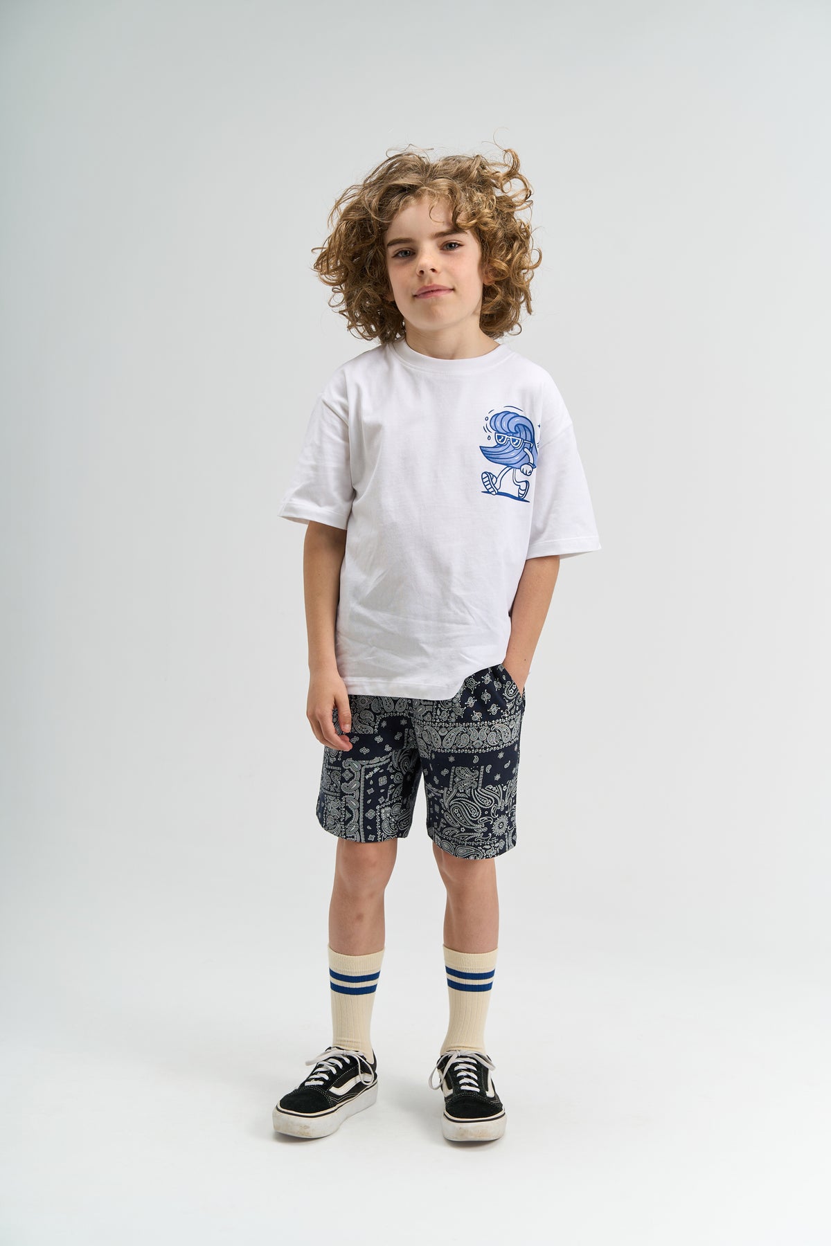 T-Shirt Sander - Sean