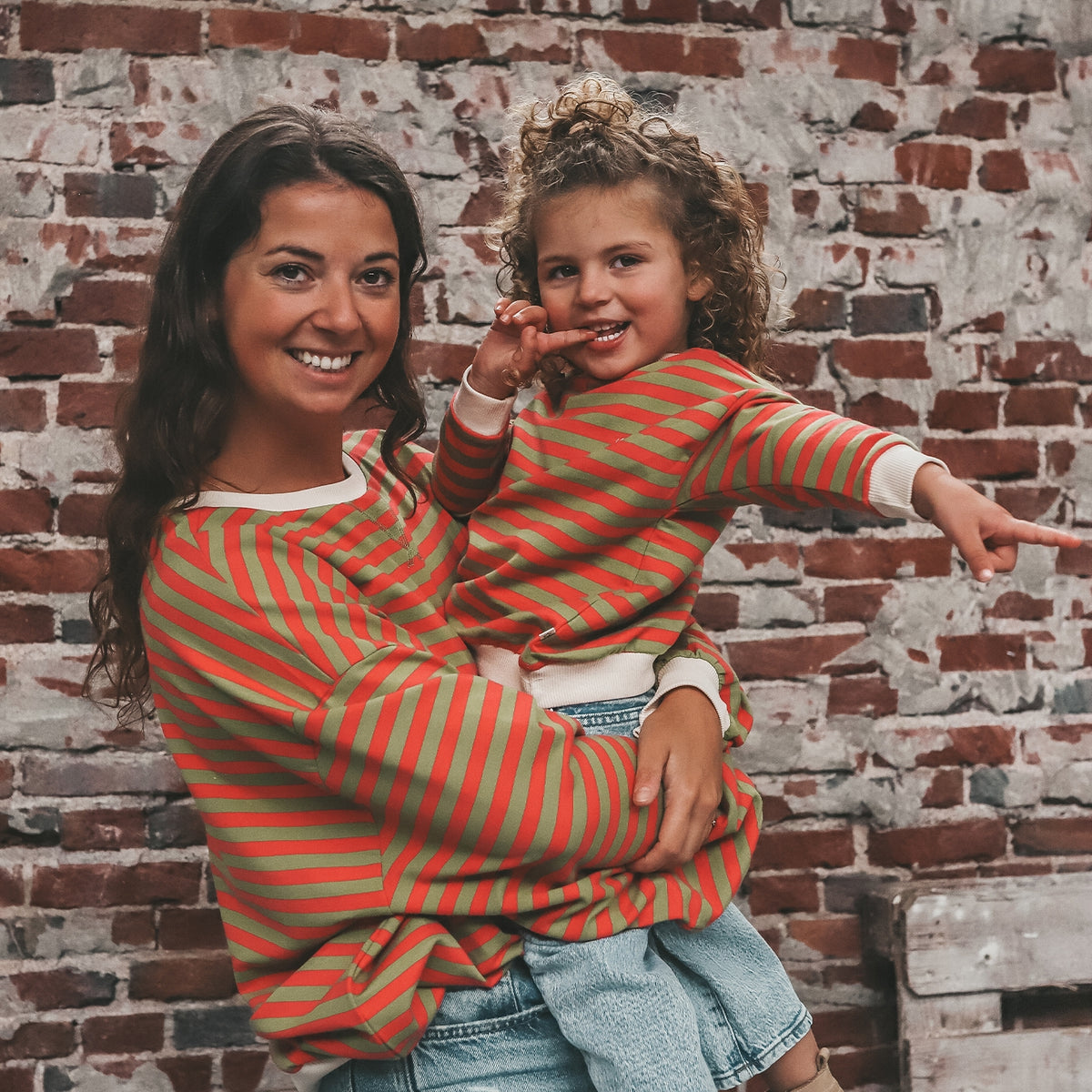 Stripe French Woman - Beetroot Purple