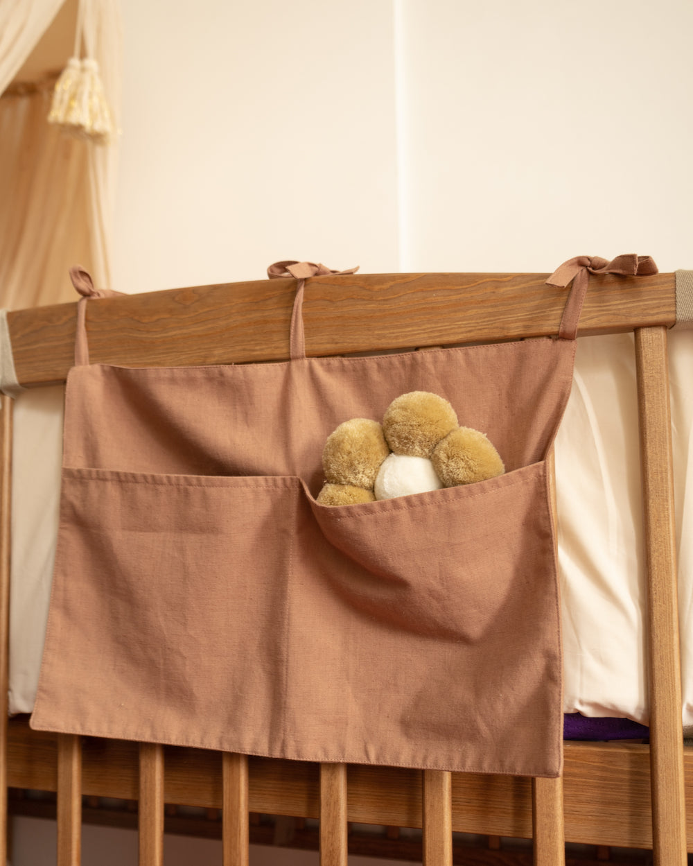 Pompon daisy hanger mustard